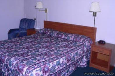 Budget Host Frontier Inn ซูซานวิลล์ ห้อง รูปภาพ